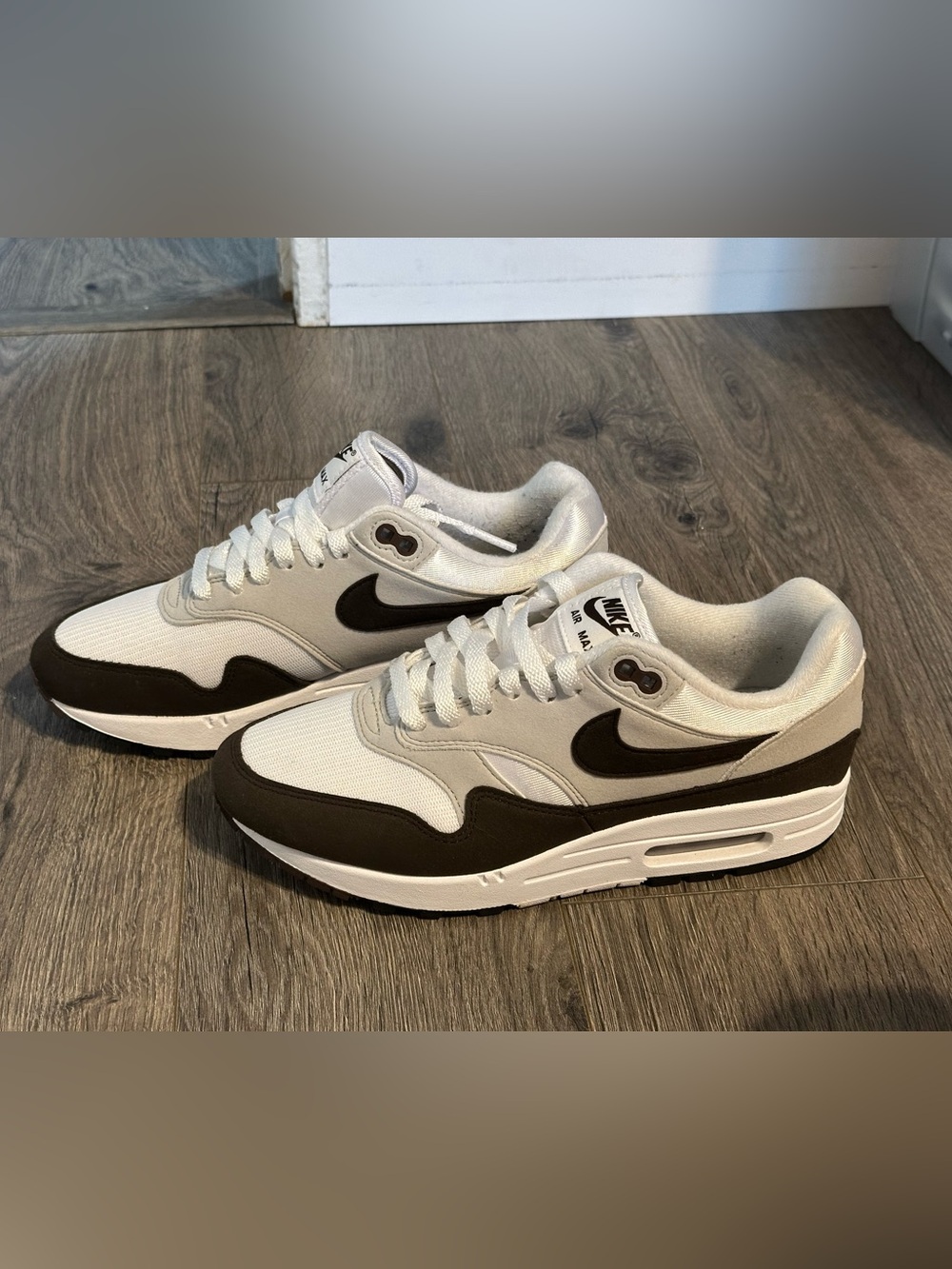 Nike Women’s Air Max 1 White & Black Low-Top Sneakers